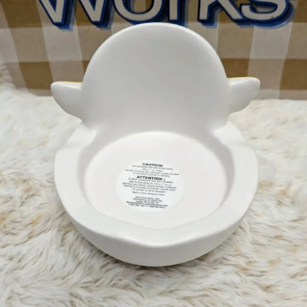 Bath & Body Works Yellow Chick & Egg Single Wick Ceramic Candle Holder - Picture 3 of 4